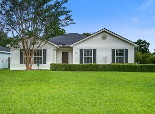 8357 Waltham Rd, North Charleston, SC 29418