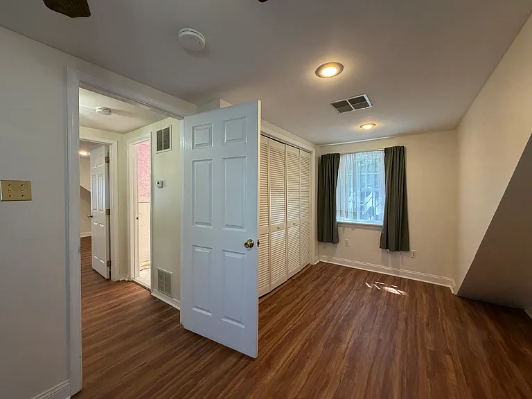 106 Harrison Ave — Photo 10