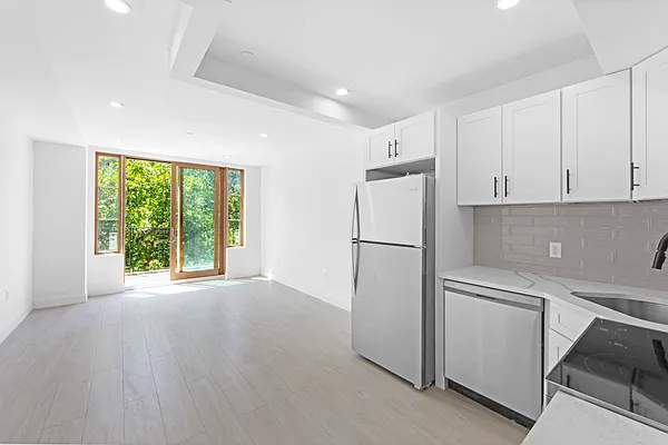 Rented by Nolita Group | media 20