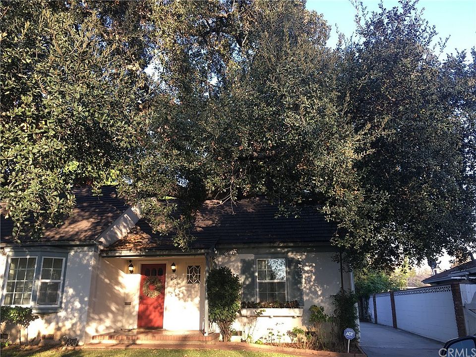 1st image of 404 S San Gabriel Blvd