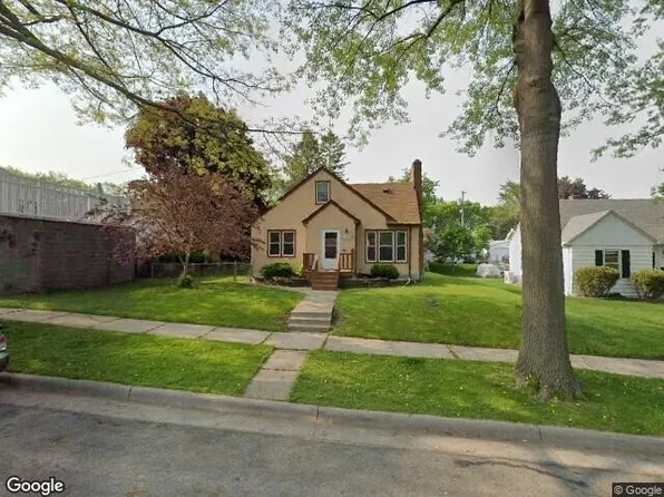 1884 Clear Ave E, Saint Paul, MN 55119