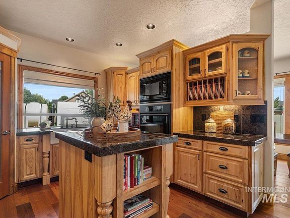 5th image of 238 E Burney Glen Dr