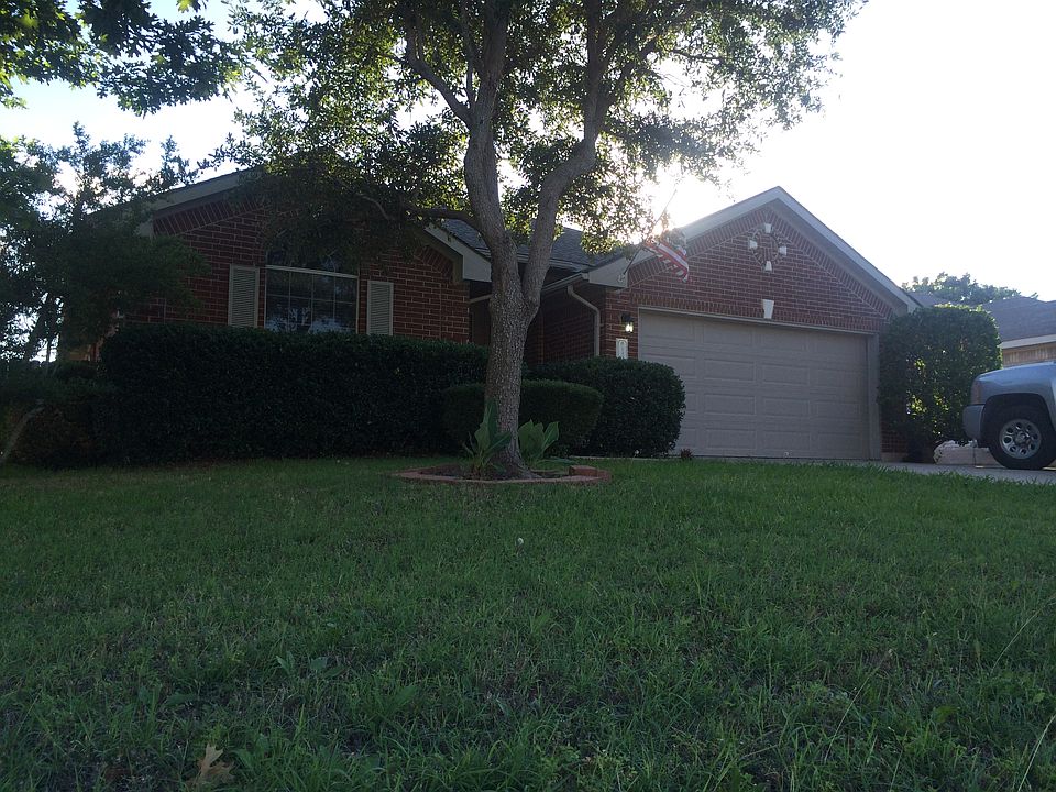 1st image of 1107 Willow Creek Dr