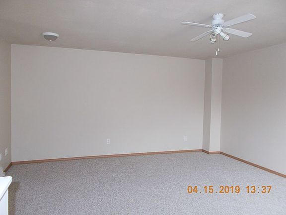 3rd image of 9405A 102nd Ave