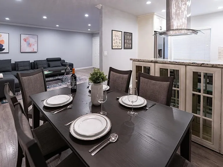 4358 Mammoth Ave #2 — Photo 8