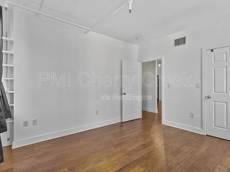 444 17th St #906 — Photo 11
