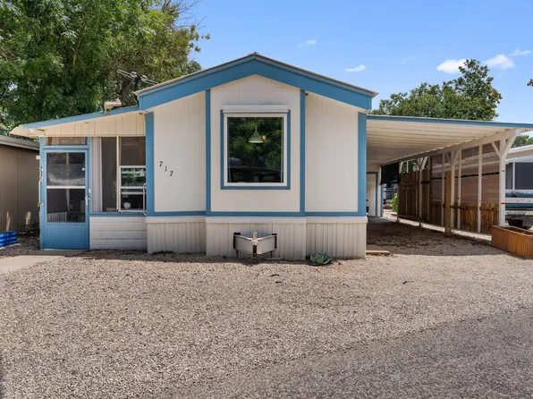 717 Margaret Dr, Kerrville, TX 78028