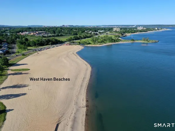 213 West Walk #213, West Haven, CT 06516
