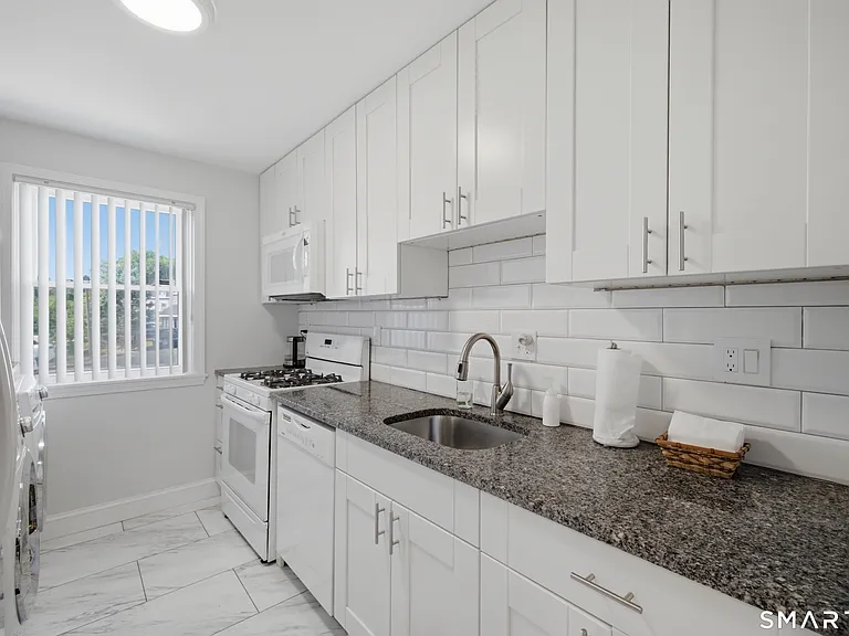 117 Brittany Farms Rd #H — Photo 5