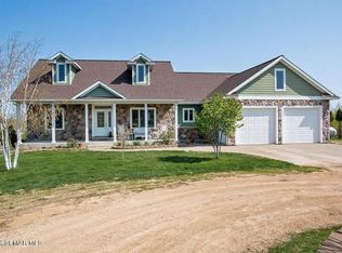 19486 Highway 60, Wabasha, MN 55981