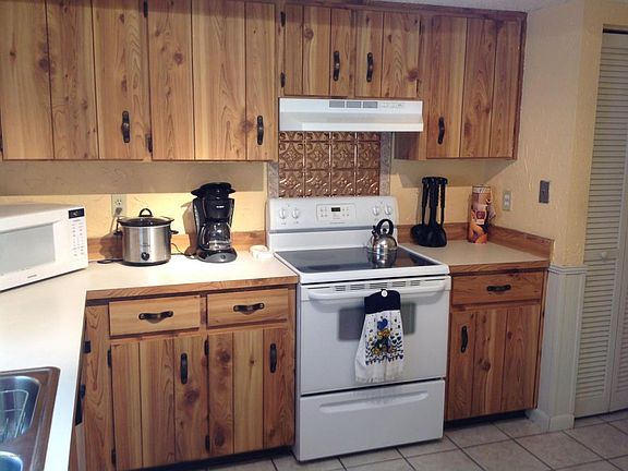 2nd image of 12 Tomoka Meadows Blvd