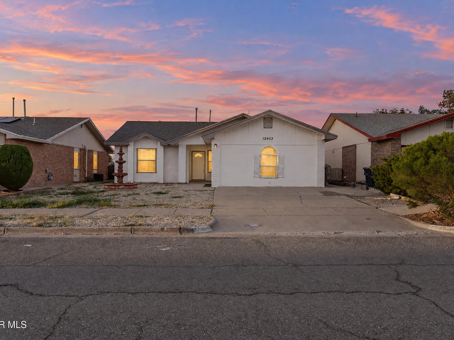 3 bed, 2.0 bath, 1088 sqft, $1,625 — Photo 1