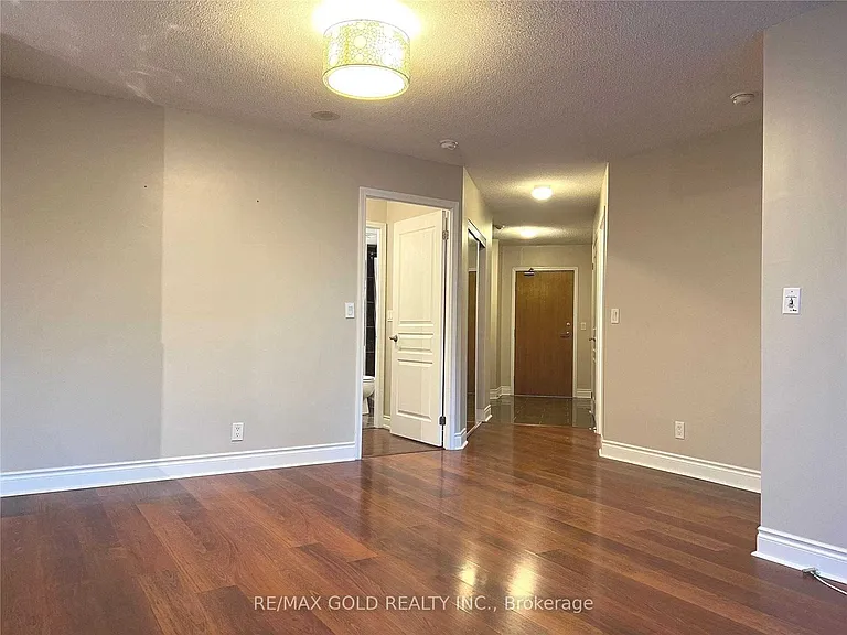 75 S Town Centre Blvd #508 — Photo 5