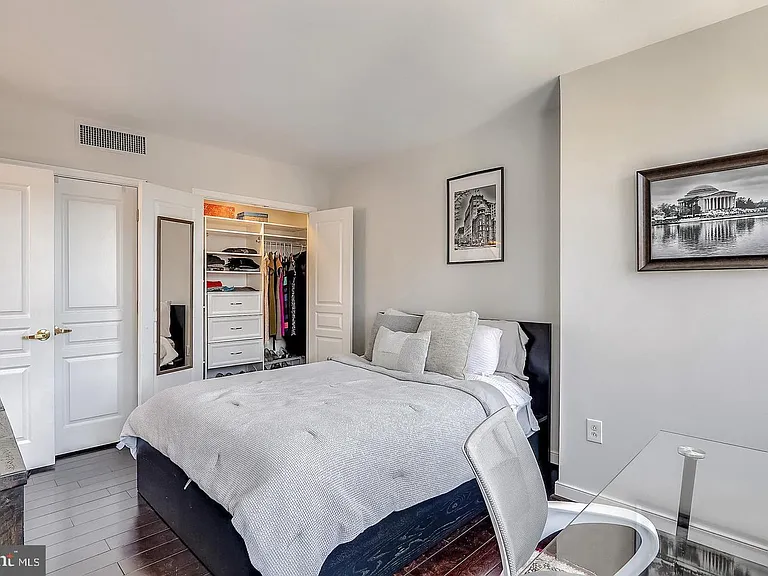 631 D St NW #934 — Photo 12