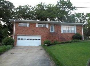 203 Forest Lane Dr, Adamsville, AL 35005