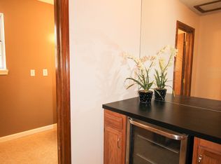 7 Ralph Dr, Hurricane, WV 25526