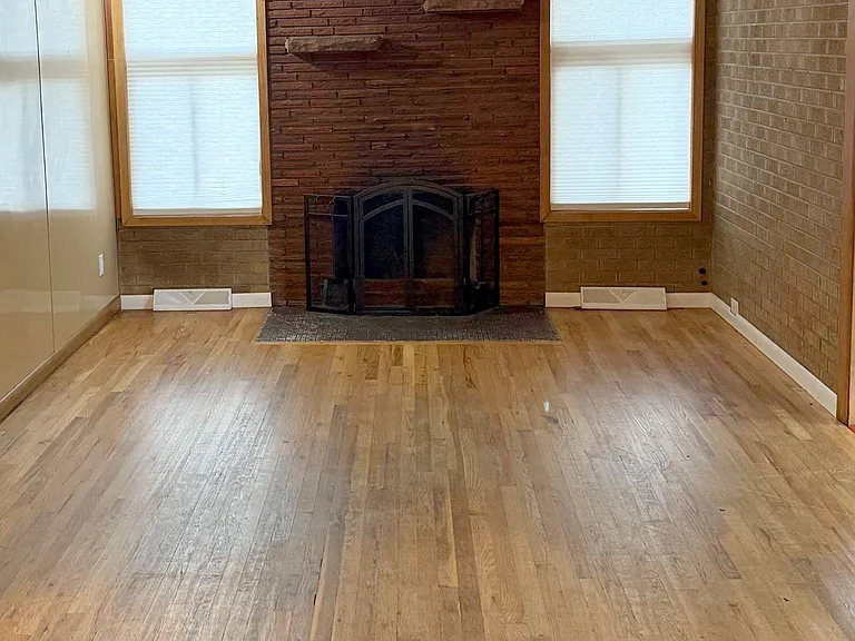 1051 S Perry St — Photo 3