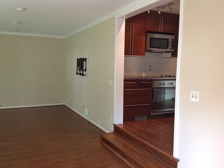 3609 Indian Rd — Photo 14