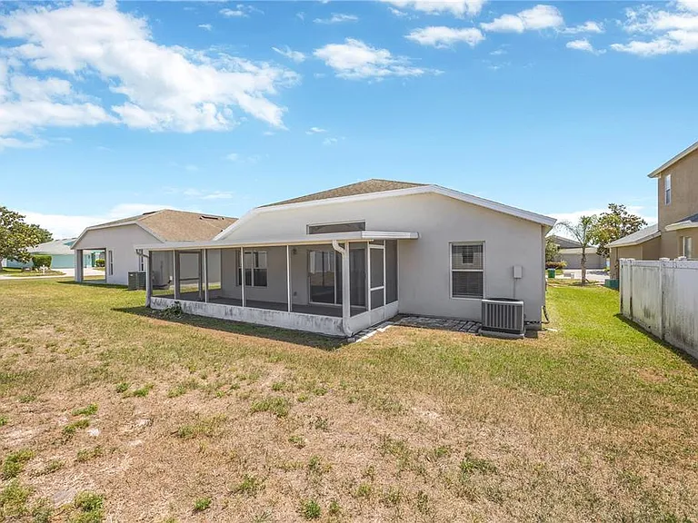30435 Annadale Dr — Photo 49