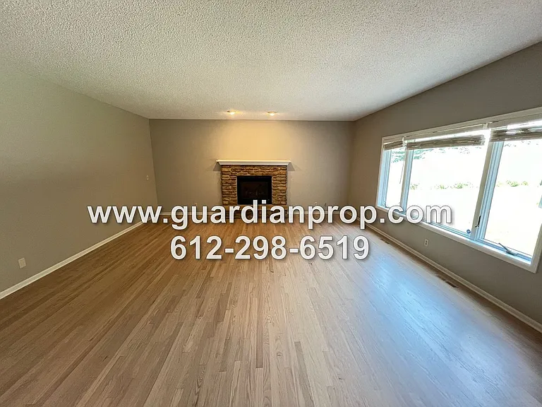 7303 Hidden Valley Ln S — Photo 10