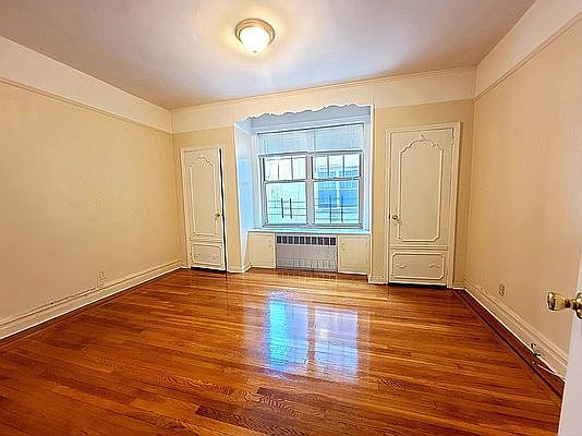 3rd image of 570 Ocean Ave APT 5G