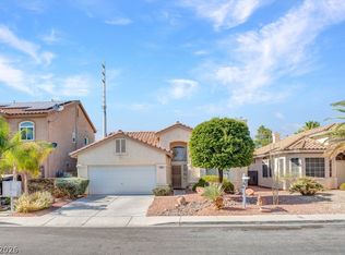 1076 Coral Desert Dr, Las Vegas, NV 89123