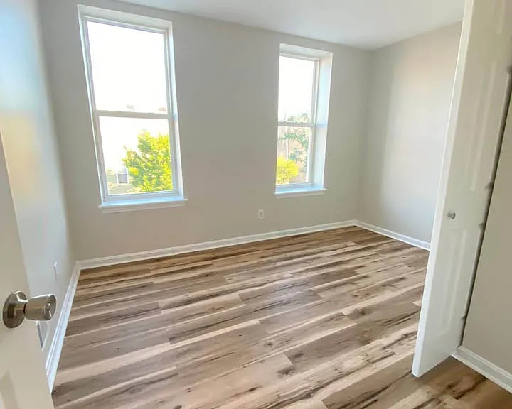 2538 E Fayette St — Photo 3