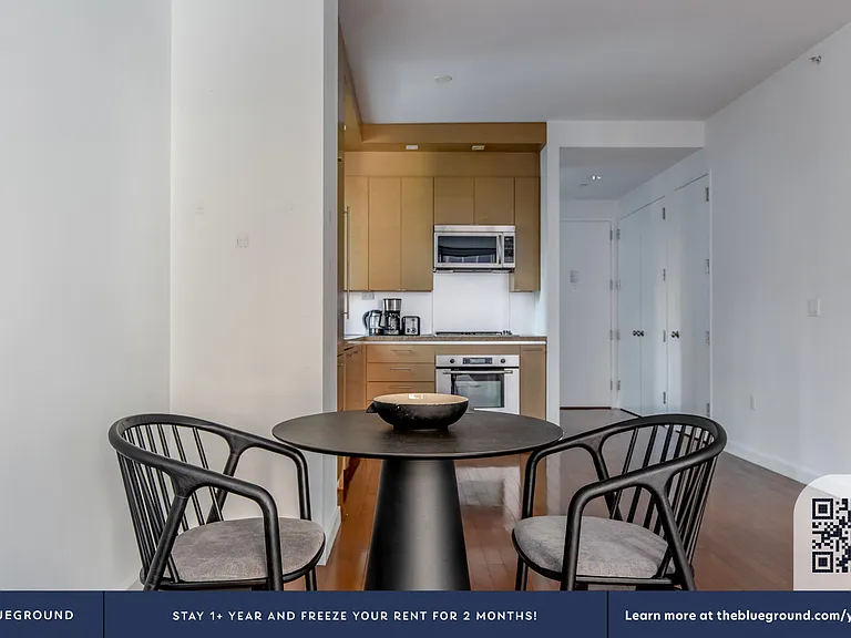 1600 Broadway #19B — Photo 7