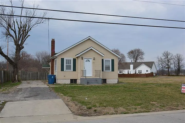 3412 Fosterburg Rd