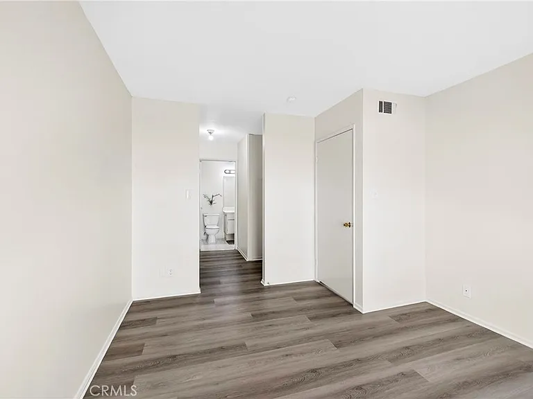 2324 Lillyvale Ave #143 — Photo 9