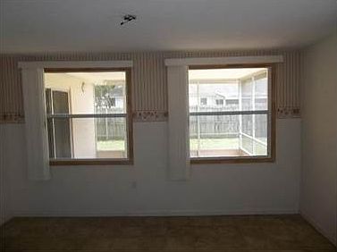 4th image of 2131 Smithfield Cir S