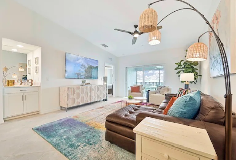 14221 Heritage Landing Blvd #922 — Photo 3