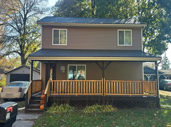 11 Clark St, Yale, MI 48097