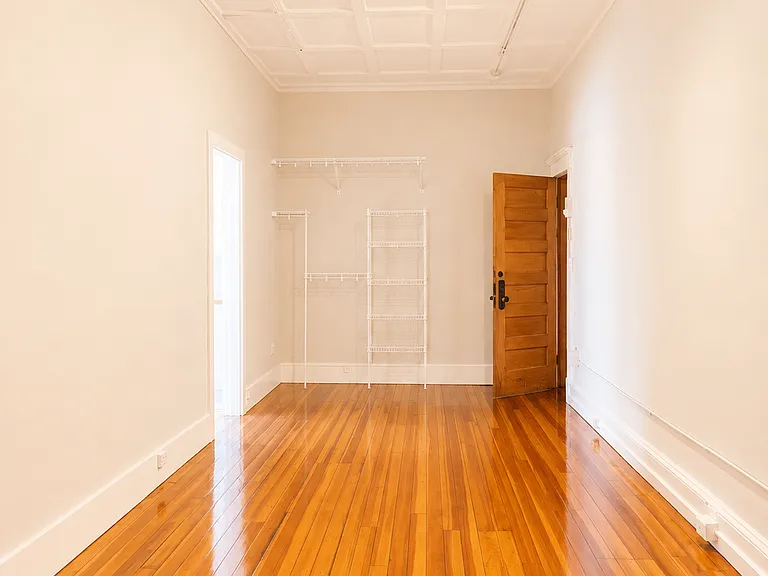 46 Main St #1 — Photo 5