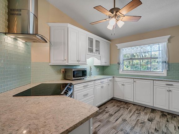 5th image of 203 S Orchard St APT 13C