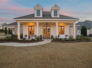 467 Bedico Pkwy, Madisonville, LA 70447