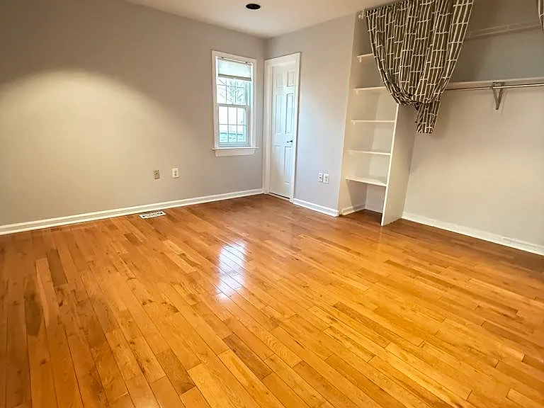 10933 Adare Dr — Photo 22