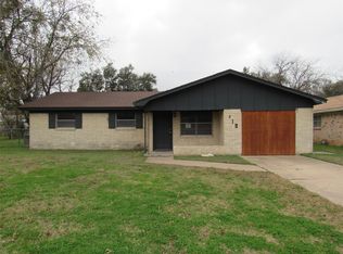 218 Virginia Dr, Bellmead, TX 76705