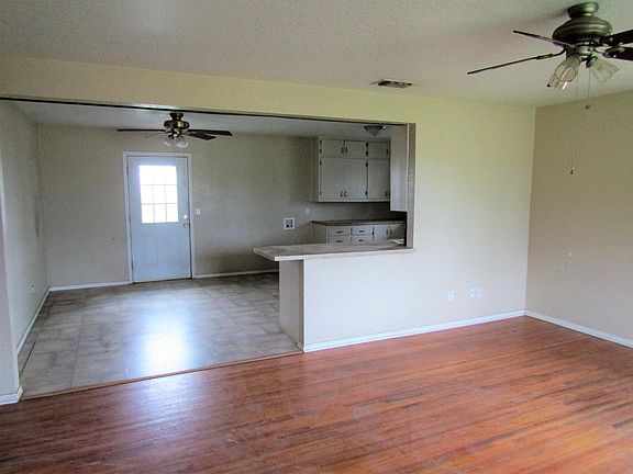5th image of 2913 Benson Dr