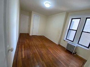 60-40 Madison St #C20, Ridgewood, NY 11385