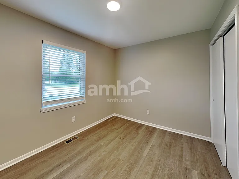 5925 Bluegrass Trl — Photo 15