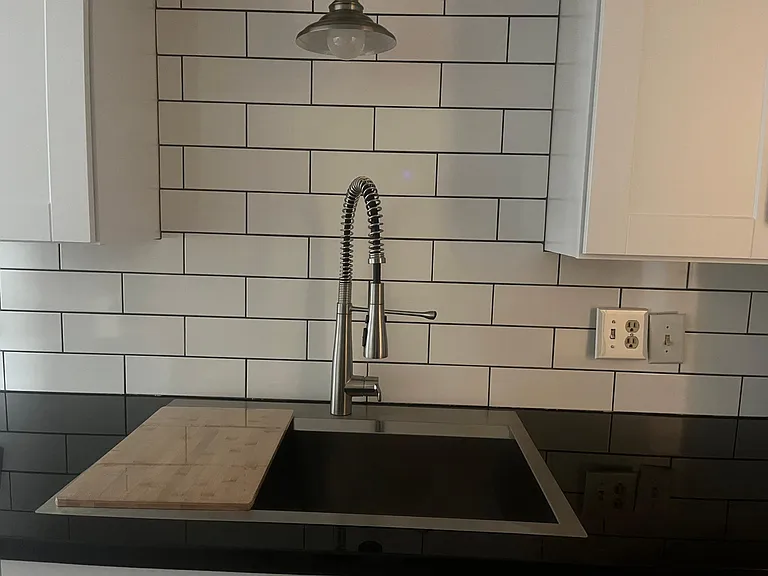 305 Belmont Dr — Photo 16