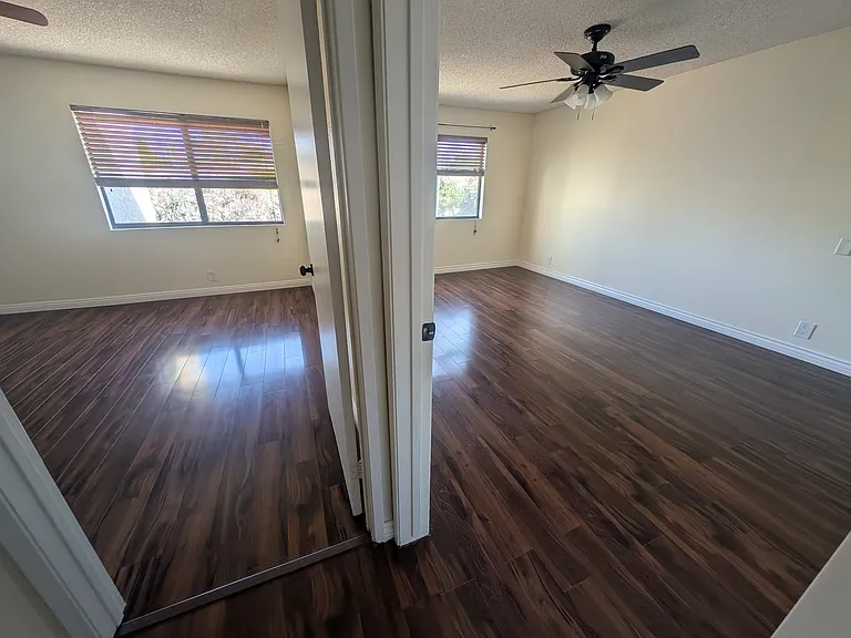246 E Fern Ave #207 — Photo 4