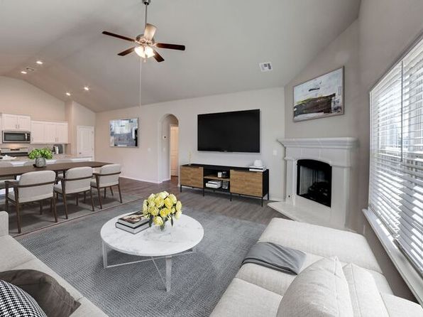 2430 W Imperial Ct