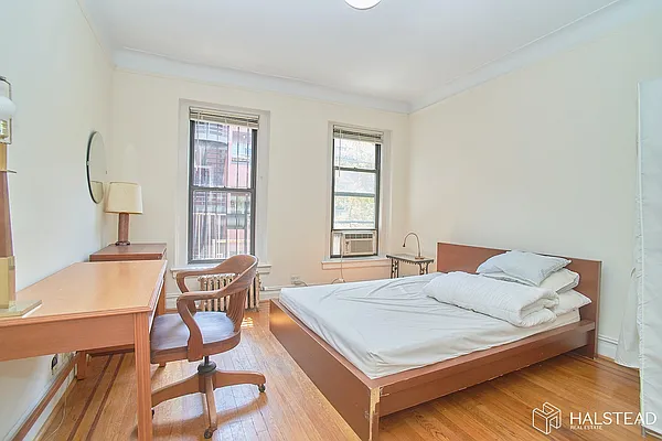 Rented by Halstead Real Estate | media 29