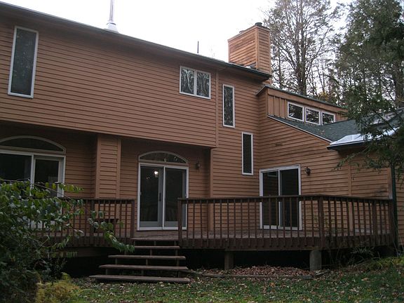 2nd image of 47 Lyon Hill Rd