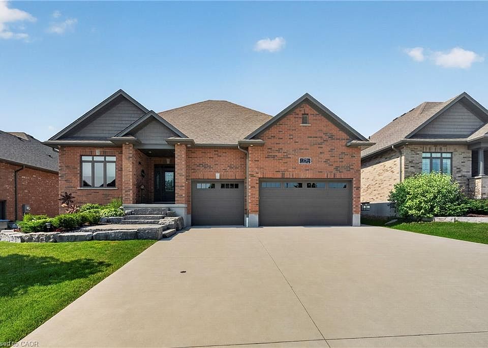 1st image of 79 Gerber Dr