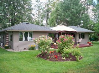 10105 N Eagle Island Rd, Rome City, IN 46784