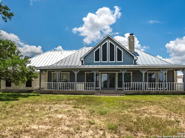 2777 County Road 251, Hondo, TX 78861