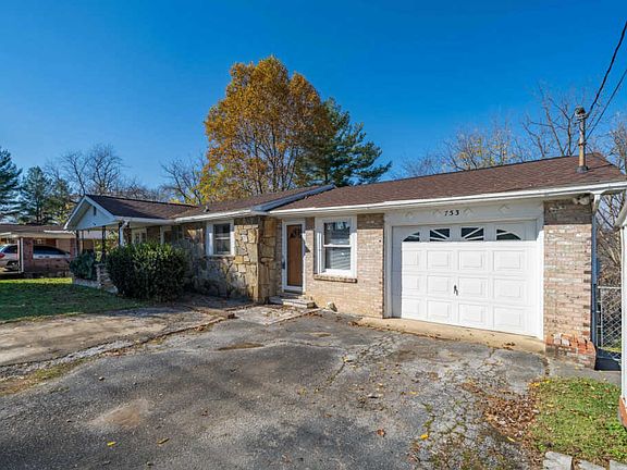 3rd image of 753 Georgia St
